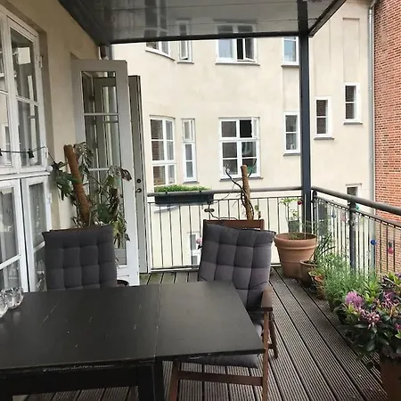 Unique Luxury With Large Balcony Daire *